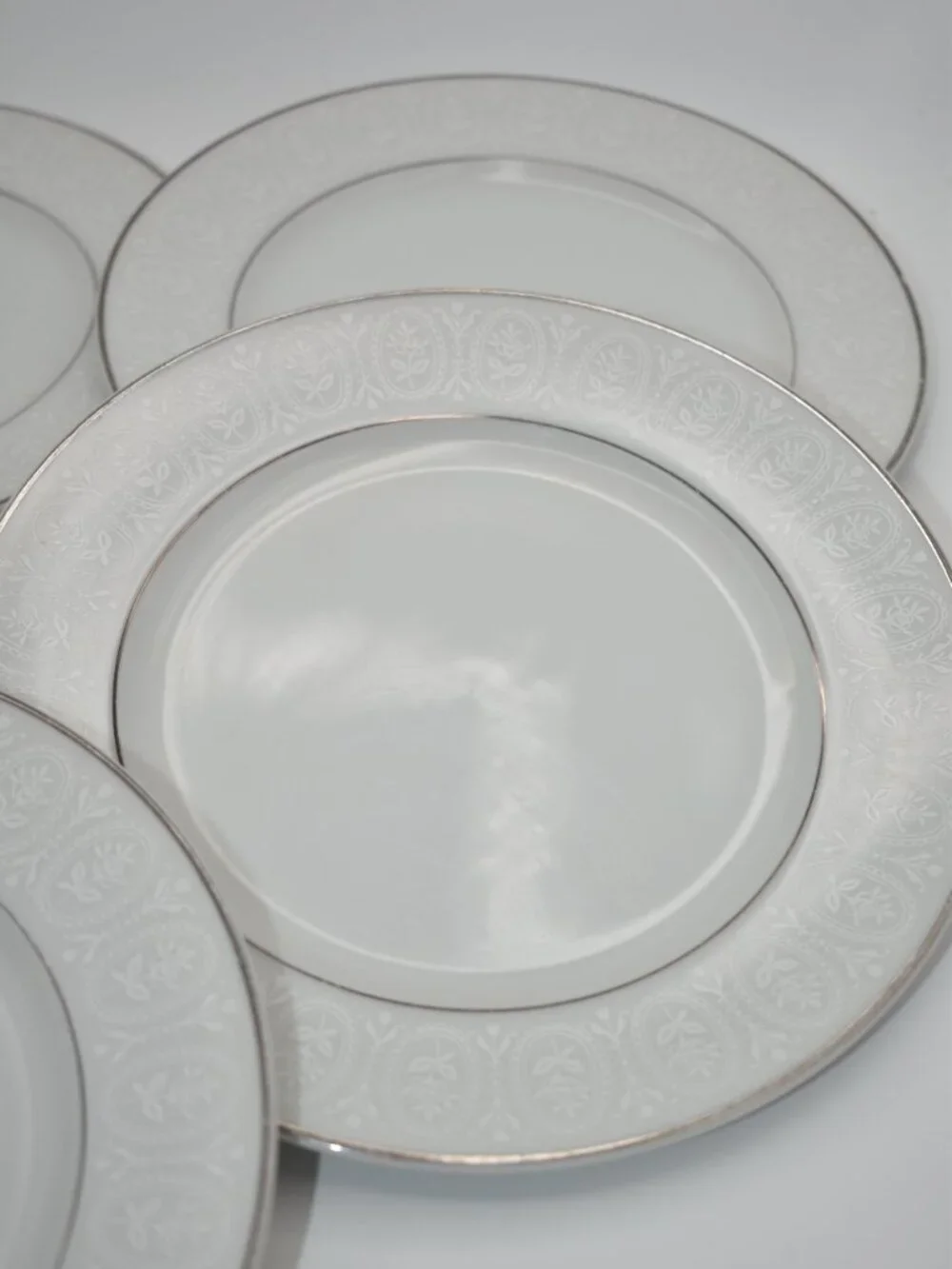 Vintage Stone China Japan 2467 White Embossed Platinum Rim Dinner Plates Set of